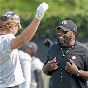 Steelers fans flocked to Acrisure Stadium for season opener