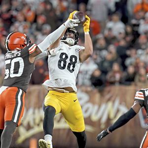 Ray Fittipaldo's Steelers report card: Defense manhandled by