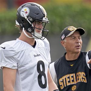 Steelers QB Kenny Pickett leaves Ravens game with concussion after