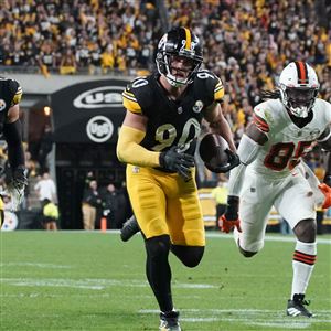 PFF grades: Dan Moore Jr. scores a 3.5/100 — really — as Steelers