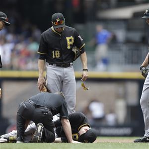 Bob Smizik: Jordy Mercer injury jolts Pirates