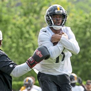 Minkah Fitzpatrick working to establish chemistry with cast of new  characters in Steelers secondary