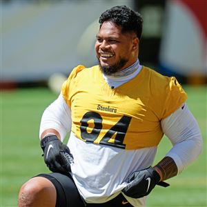 From the Steelers Locker Room: Stephon Tuitt, Mike Hilton Appreciate  Winning Division Title - Steelers Now