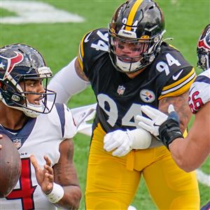 Pittsburgh Steelers officially sign Derek Watt and Stefen Wisniewski