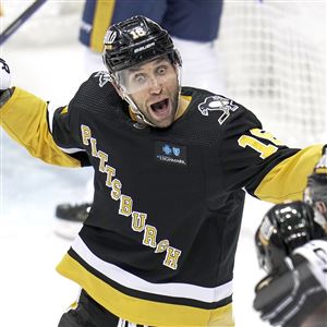 Penguins sign defenseman Ryan Graves to six-year deal - PensBurgh
