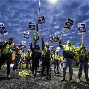 Pittsburgh Post-Gazette newsroom votes overwhelmingly to strike