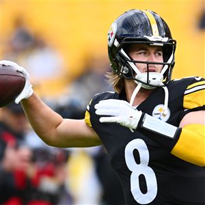 Kenny Pickett, 2 other Steelers offensive starters injured with crucial  division matchup vs. Ravens looming