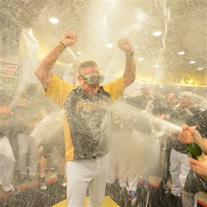 Five years after 'Re-sign Russ,' Russell Martin takes the field at PNC Park