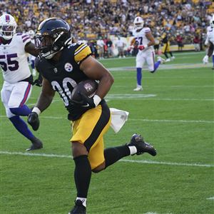 Steelers offensive starters dominate Bills in preseason victory