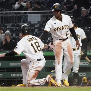 Pirates bullpen can't contain Willy Adames, Brewers in series-opening loss