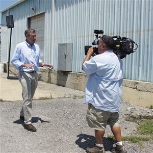 Brian Williams reports from the Gulf on the danger to wildlife as a result of the oil spill.