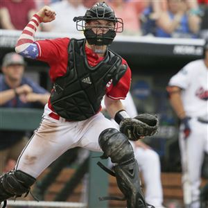 Pittsburgh Pirates draft Louisville catcher Henry Davis with No. 1 pick;  Jack Leiter goes to Texas Rangers at No. 2 - ESPN