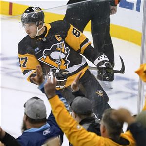 Penguins officially bring back '90's era 'robo' logo on new alternate  jersey