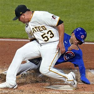 Ji Hwan Bae dazzles in center field as Pirates open Cardinals