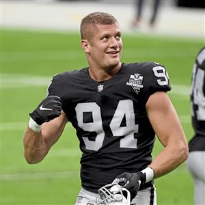 What Mark Davis, J.J. Watt & others are saying about Carl Nassib