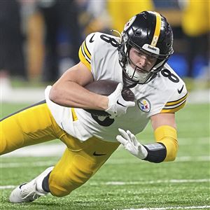 Pittsburgh Steelers 24-17 Indianapolis Colts: Benny Snell Jr. scores  go-ahead touchdown as Steelers fend off Colts, NFL News