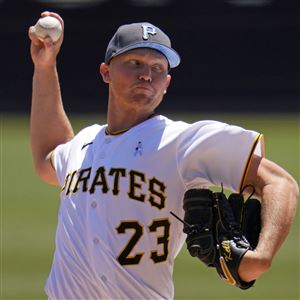 Tampa Bay Rays' Harold Ramirez delivers winning hit in 10th to beat  Pittsburgh Pirates 4-3