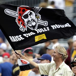 The Pittsburgh Pirates Parrot Waving the Jolly Roger on Make a GIF