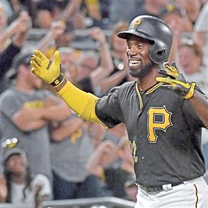Phillies' Andrew McCutchen takes shot at MLB owners in humorous video