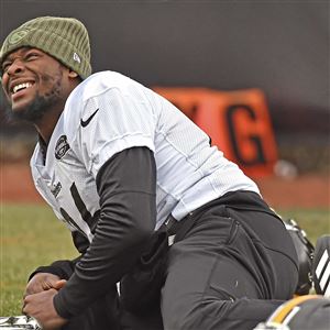 Source: Le'Veon Bell Suffers Torn MCL, Believes Season Is Over