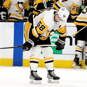 Penguins GM Ron Hextall optimistic over re-signing defenseman Kris