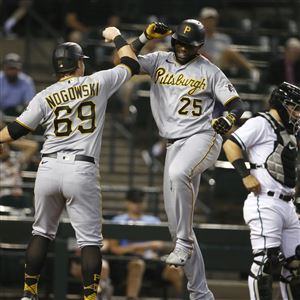 Pirates' Oneil Cruz suffers excruciating fracture clearing the benches at  Pittsburgh