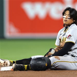 Pirates' Ji-Man Choi takes grounders for 1st time since injury; Ke'Bryan  Hayes developing power