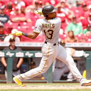 Pirates deny longtime nemesis Adam Wainwright victory lap at PNC Park, earn  win against Cardinals