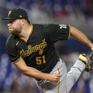 Ugly mistakes, poor offensive effort sink Pirates in loss to Diamondbacks