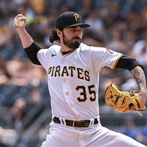 Pirates: Catching Looks to Lead the Team - Page 2