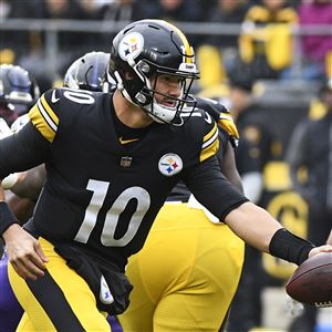 Trubisky, Steelers' offense bog down in loss to Browns - The San Diego  Union-Tribune