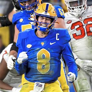 With his red-hot return, Pitt savior Kenny Pickett is sparking