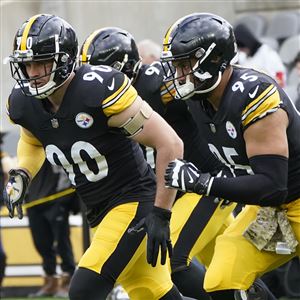 PITTSBURGH, PA - NOVEMBER 13: Pittsburgh Steelers linebacker T.J. Watt (90)  is announced during the national football league game between the New  Orleans Saints and the Pittsburgh Steelers on November 13, 2022