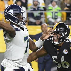 Matt Freed on Twitter: Steelers linebacker T.J. Watt talks with Seahawks  quarterback Russell Wilson during warmups, Sunday at Heinz Field.   / Twitter