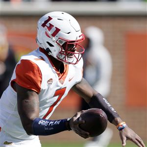 Toledo defensive back Tycen Anderson runs a drill during the NFL