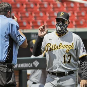 SIU alum Derek Shelton earns first MLB managerial win with Pirates