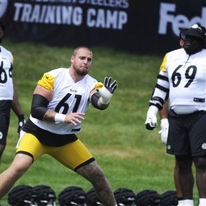 It's Very Humbling': Aaron Smith Appreciative To Receive Hall Of Honor  Recognition From Steelers - Steelers Depot