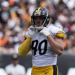 Sept 11th, 2022: Minkah Fitzpatrick #39 Interception touchdown celebration  during the Pittsburgh Steelers vs Cincinnati Bengals game in Cincinnati,  Ohio at Paycor Stadium. Jason Pohuski/CSM (Credit Image: © Jason  Pohuski/CSM via ZUMA