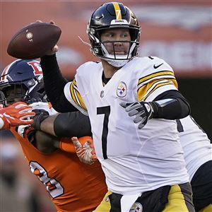 Steelers' T.J. Watt, Maurkice Pouncey square off against their brothers