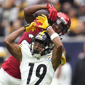 Texans vs. Steelers score, takeaways: Houston wallops Pittsburgh, Kenny  Pickett injures knee in loss 