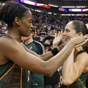 WNBA veteran Swin Cash draws inspiration, toughness from her mom