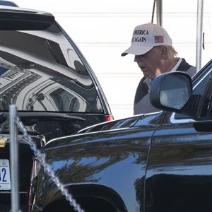 President Donald Trump walks to his golf course-bound motorcade at the White House on Sunday. Recognition is growing in Mr. Trump’s inner circle that efforts to overturn President-elect Joe Biden’s victory will be futile, though some advisers have urged the president to pursue focused legal challenges, according to people familiar with the matter.