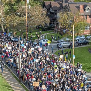 About the Jewish mourners' prayer on the Pittsburgh Post-Gazette front page