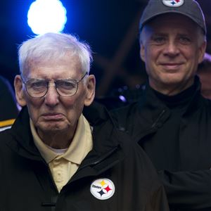 Steelers 2007 Mud Bowl Game On The Terrible Turf Was Infamous