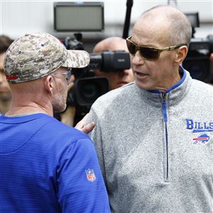 Hall of Famer Jim Kelly to Receive Jimmy V Award for Perseverance