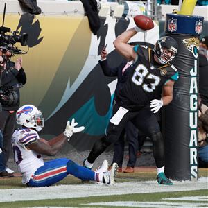 Jaguars beat Bills 10-3 in ugly playoff game