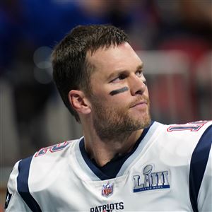 In Tampa Bay introduction, Tom Brady looks forward, not behind