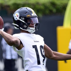 How Calvin Austin III got his groove back: Steelers speedster leaves lost  year in the dust