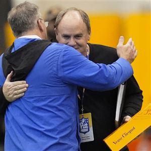 Pitt alumnus Louis Riddick added to list of Steelers GM candidates