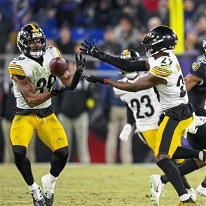 Steelers linebacker Devin Bush handled benching 'like a true pro'